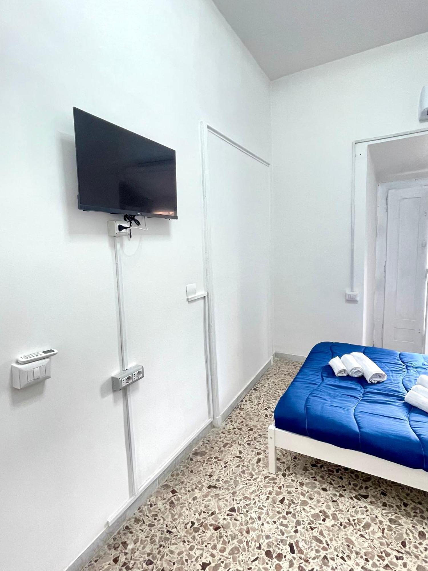 House Piazza Garibaldi By Loveinthetravel Napoli Ngoại thất bức ảnh