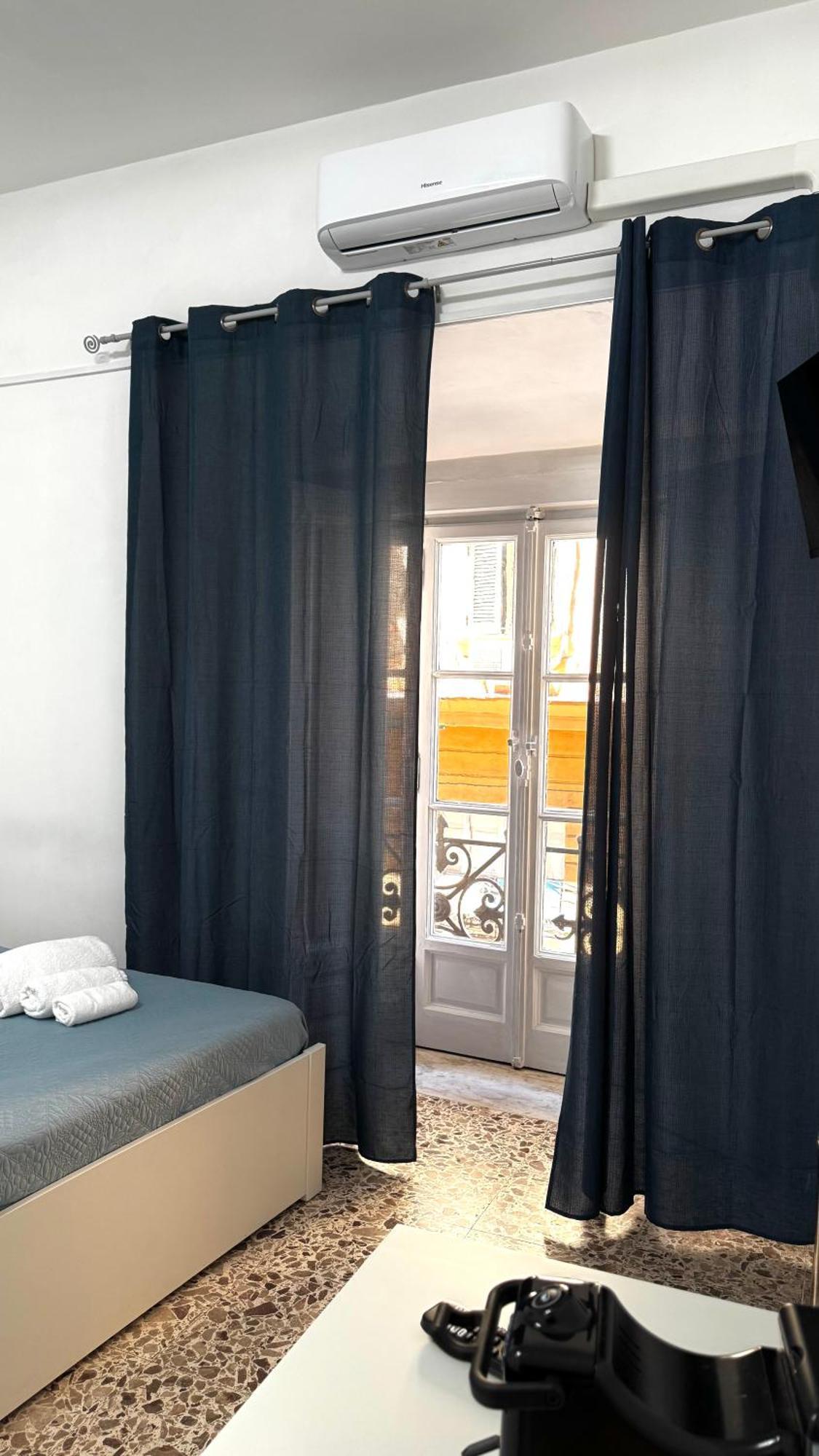House Piazza Garibaldi By Loveinthetravel Napoli Ngoại thất bức ảnh